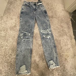 Ultra High-Rise Mom Jean- Size 0R
